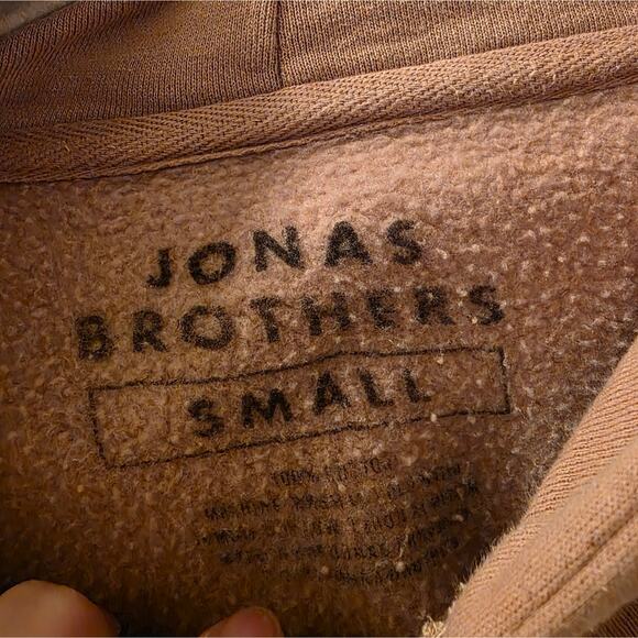 Jonas Brothers 2023 Concert Tour Hoodie Sweatshirt Size S Brown - Picture 5 of 8